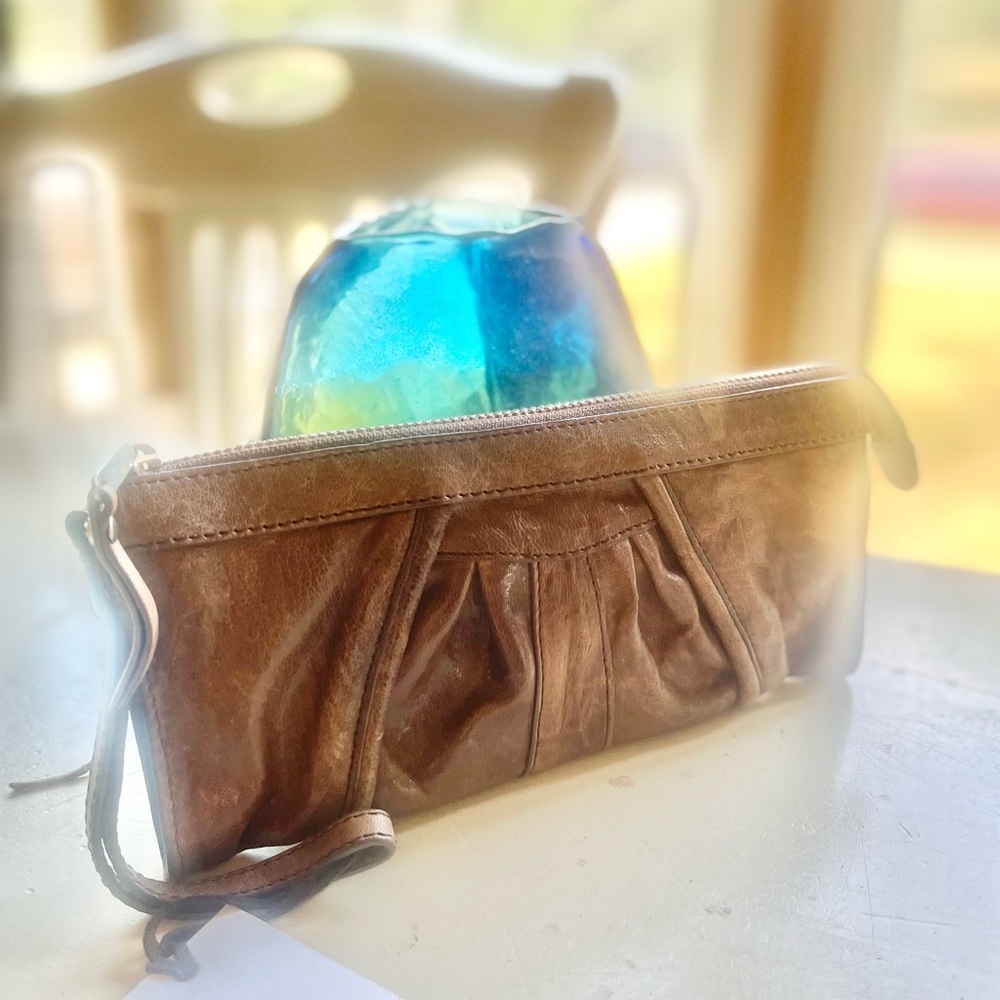 New, luxurious wristlet wallet by Junior Drake.